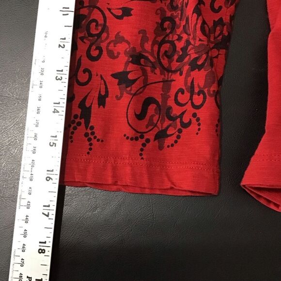 Weekends by Chico’s Red Black Damask 3/4 Sleeve Top 3 (XL) - Picture 6 of 8